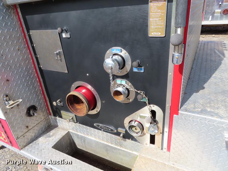 image for item EI9998 1982 Pierce Arrow V-1324M fire truck