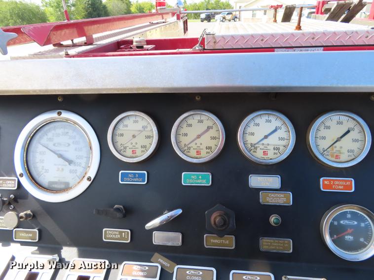 image for item EI9998 1982 Pierce Arrow V-1324M fire truck