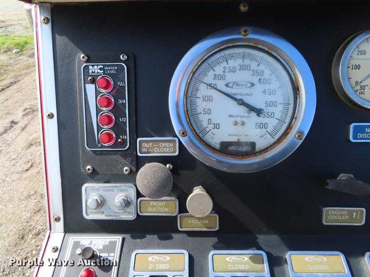 image for item EI9998 1982 Pierce Arrow V-1324M fire truck