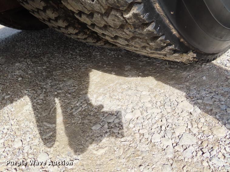 image for item EI9999 1989 Pierce Arrow E4854 fire truck