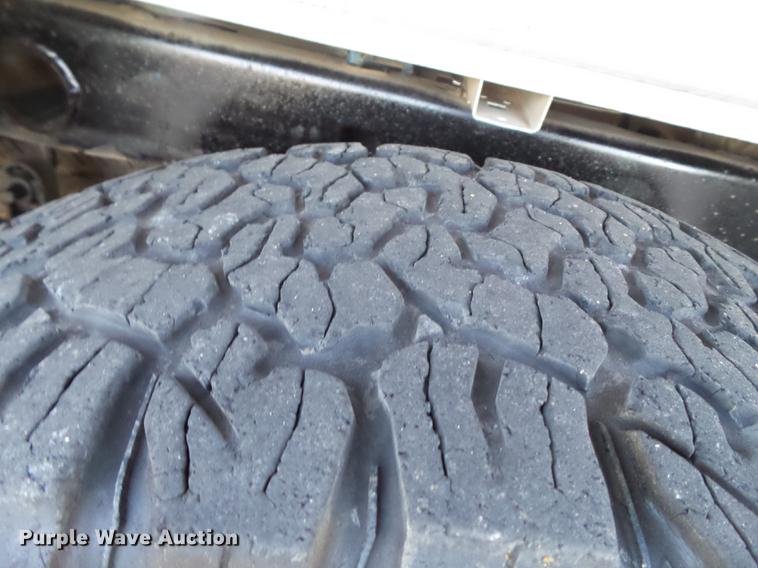 image for item EN9655 2011 Chevrolet Silverado 1500 Z71 Crew Cab pickup truck