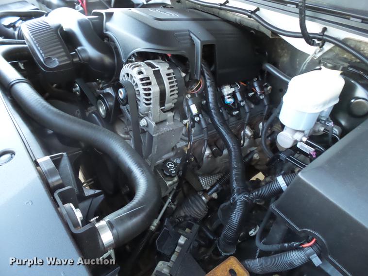 image for item EN9655 2011 Chevrolet Silverado 1500 Z71 Crew Cab pickup truck