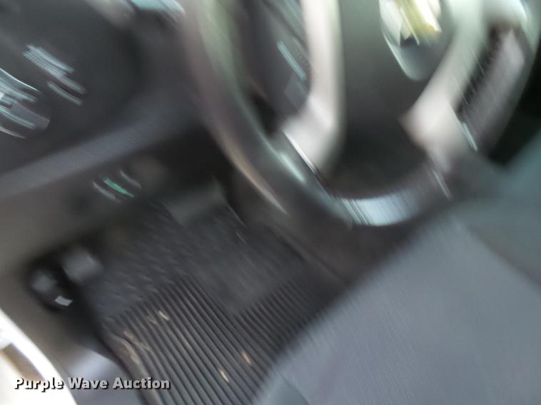 image for item EN9655 2011 Chevrolet Silverado 1500 Z71 Crew Cab pickup truck