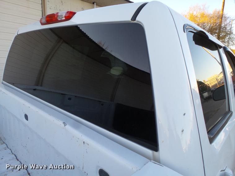 image for item EN9655 2011 Chevrolet Silverado 1500 Z71 Crew Cab pickup truck