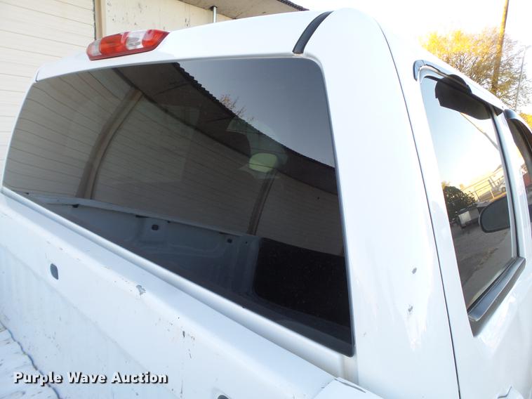 image for item EN9655 2011 Chevrolet Silverado 1500 Z71 Crew Cab pickup truck