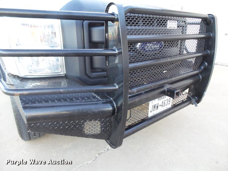image for item EN9656 2013 Ford F350 Super Duty SuperCab flatbed pickup truck