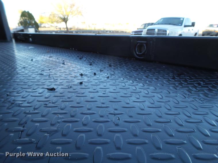 image for item EN9656 2013 Ford F350 Super Duty SuperCab flatbed pickup truck