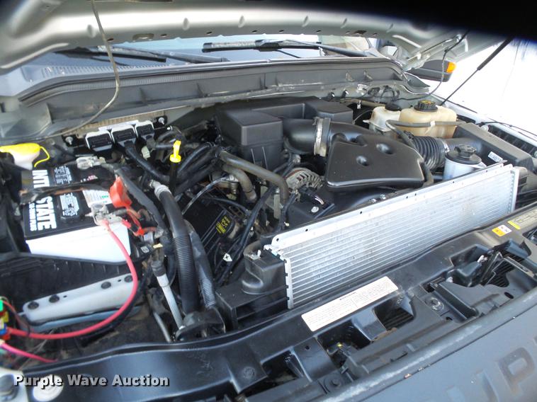 image for item EN9656 2013 Ford F350 Super Duty SuperCab flatbed pickup truck