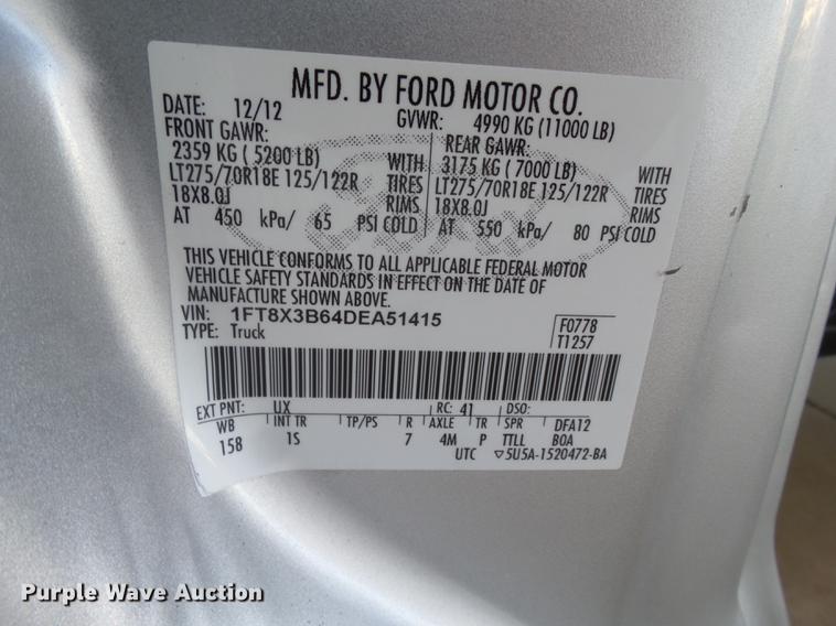 image for item EN9656 2013 Ford F350 Super Duty SuperCab flatbed pickup truck