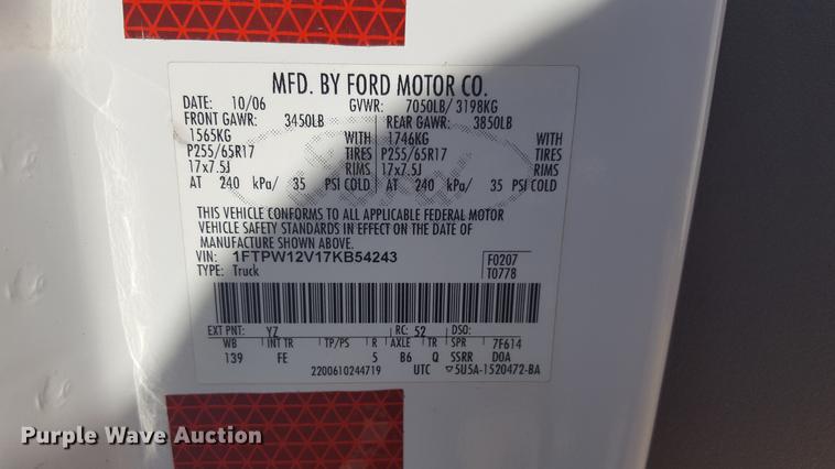 image for item EN9663 2007 Ford F150 SuperCrew pickup truck