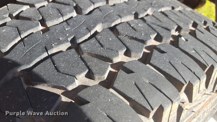 image for item EN9664 2010 Ford F150 SuperCrew pickup truck