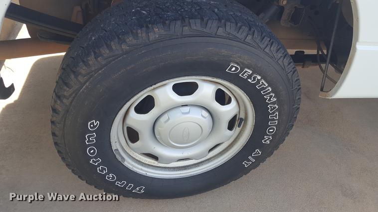 image for item EN9664 2010 Ford F150 SuperCrew pickup truck