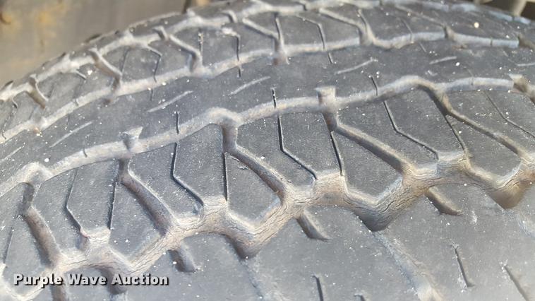 image for item EN9664 2010 Ford F150 SuperCrew pickup truck