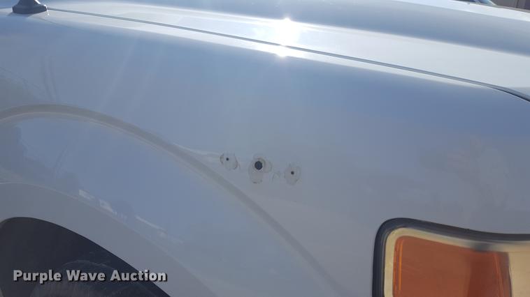 image for item EN9665 2010 Ford F150 SuperCrew pickup truck