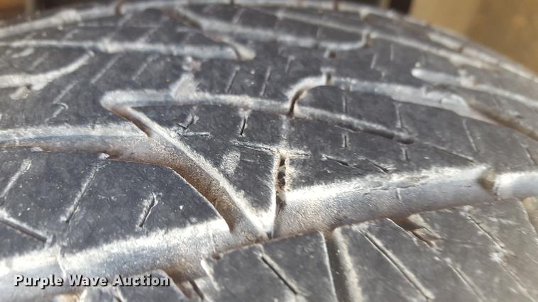 image for item EN9665 2010 Ford F150 SuperCrew pickup truck