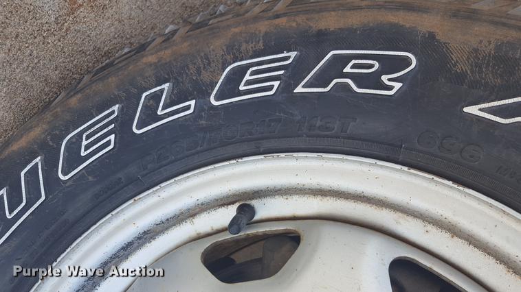 image for item EN9665 2010 Ford F150 SuperCrew pickup truck