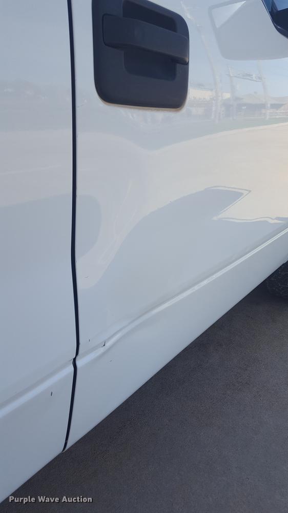 image for item EN9665 2010 Ford F150 SuperCrew pickup truck