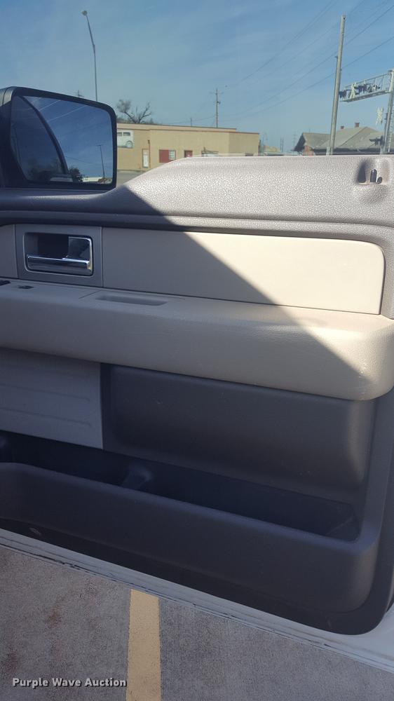 image for item EN9665 2010 Ford F150 SuperCrew pickup truck