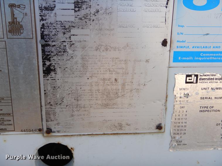 image for item EO9712 2002 International 4900 bucket truck