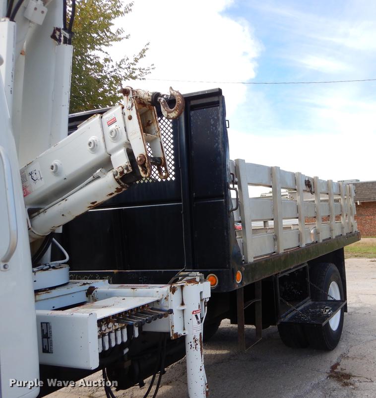 image for item EO9713 2002 International 4900 flatbed truck with Auto Crane