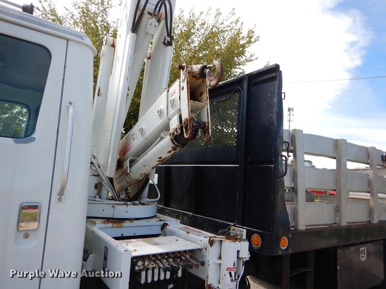 image for item EO9713 2002 International 4900 flatbed truck with Auto Crane