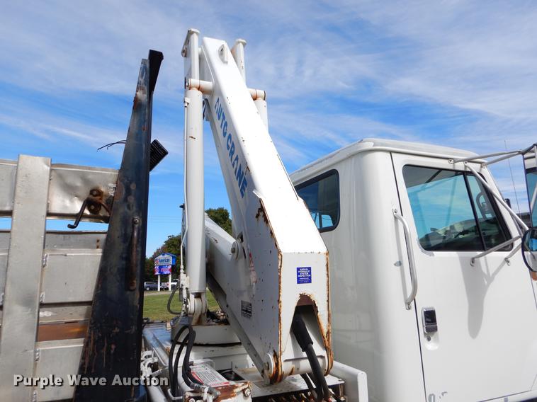 image for item EO9713 2002 International 4900 flatbed truck with Auto Crane