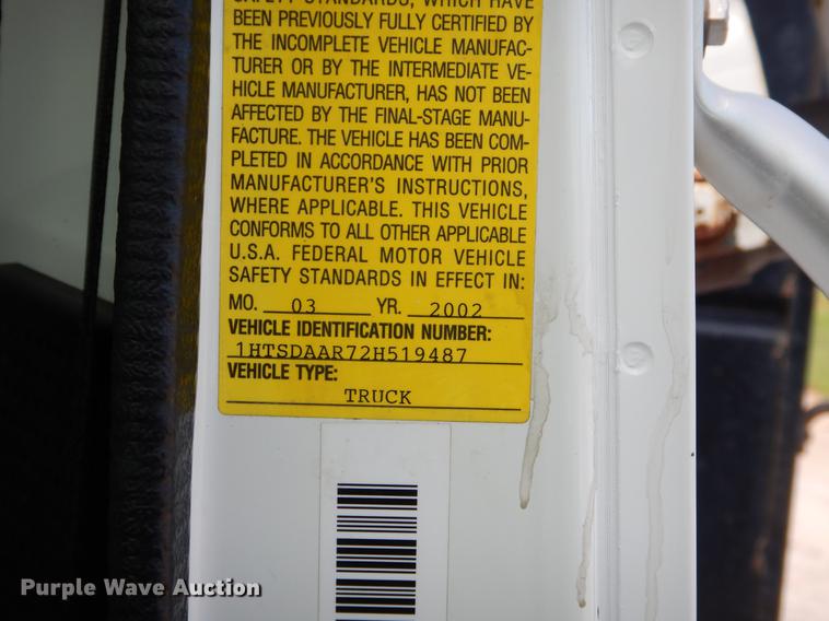 image for item EO9713 2002 International 4900 flatbed truck with Auto Crane