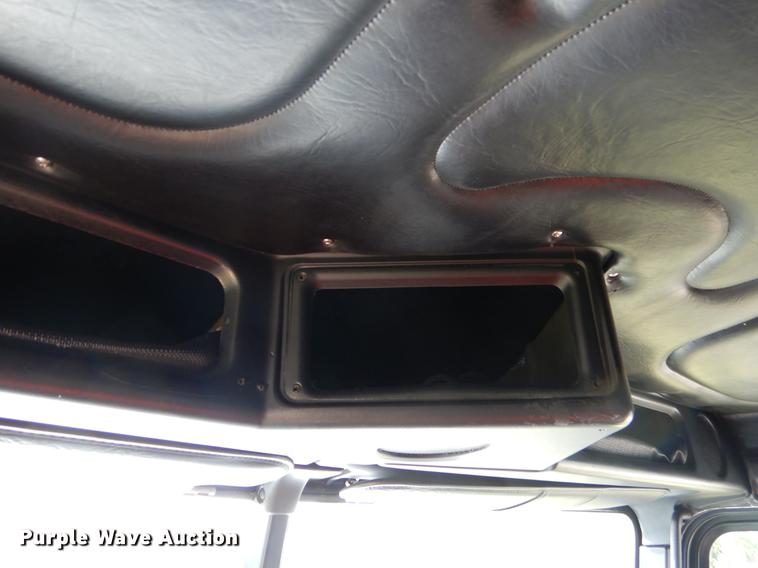 image for item EO9715 1998 Freightliner FLD semi truck