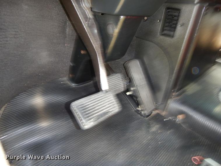 image for item EO9715 1998 Freightliner FLD semi truck