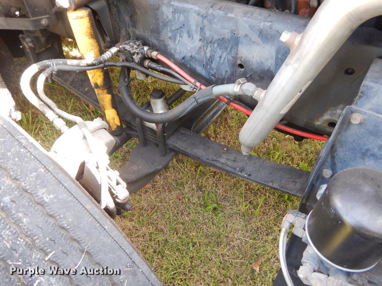 image for item EO9715 1998 Freightliner FLD semi truck