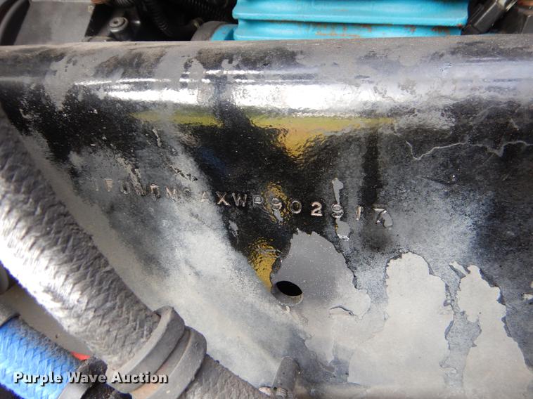 image for item EO9715 1998 Freightliner FLD semi truck