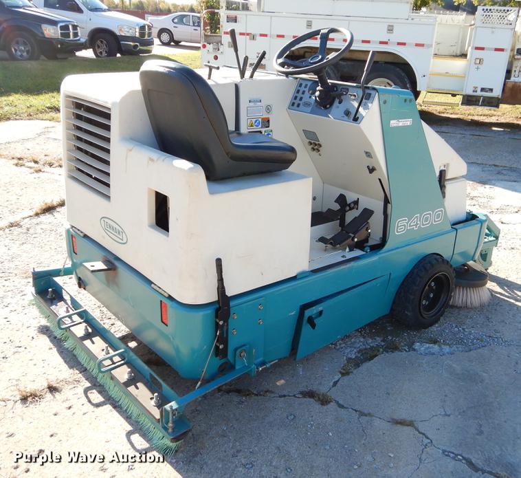 image for item EO9716 Tennant 6400 sweeper