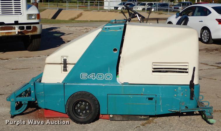 image for item EO9716 Tennant 6400 sweeper