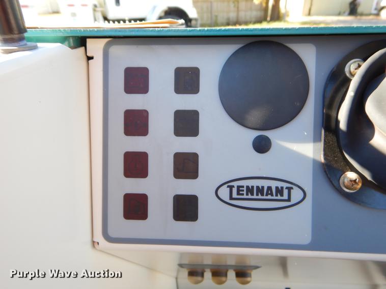 image for item EO9716 Tennant 6400 sweeper