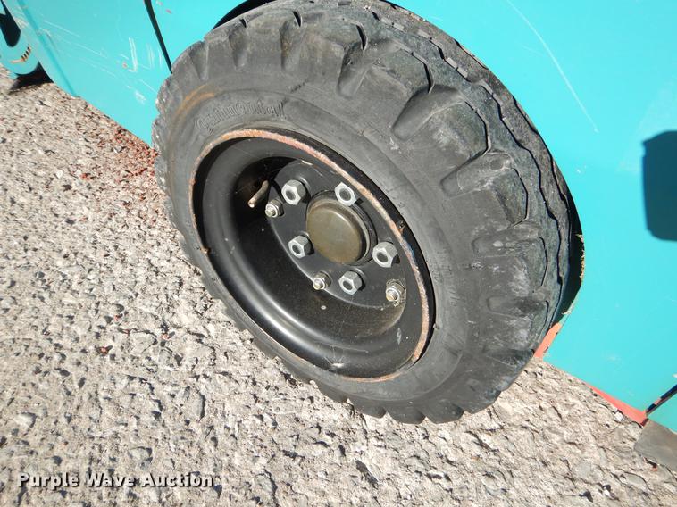 image for item EO9716 Tennant 6400 sweeper