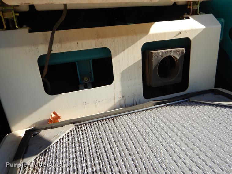 image for item EO9716 Tennant 6400 sweeper