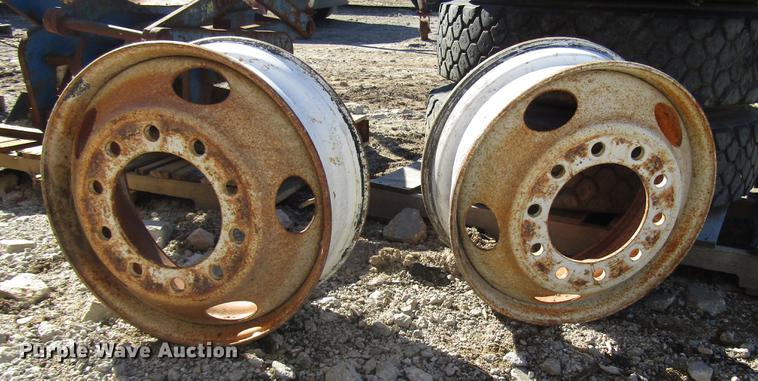 image for item EU9150 Tires and wheels