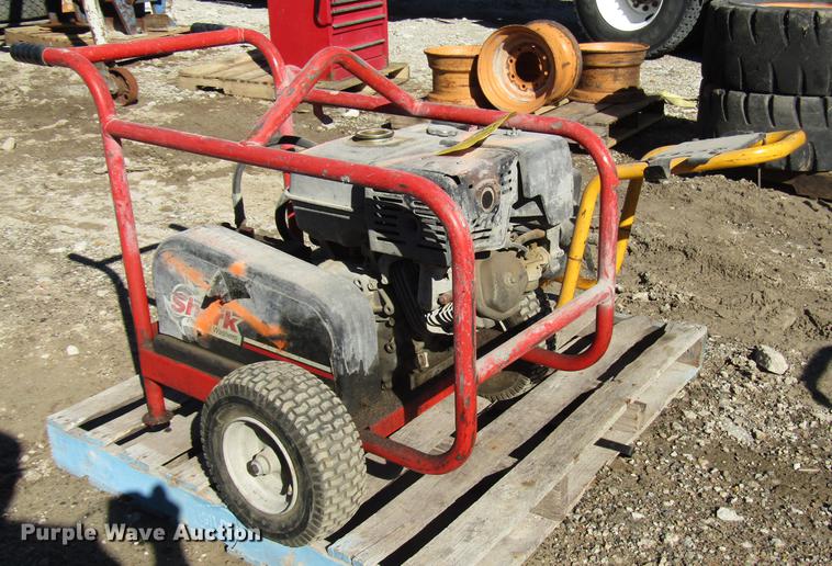 image for item EU9154 (4) pressure washers