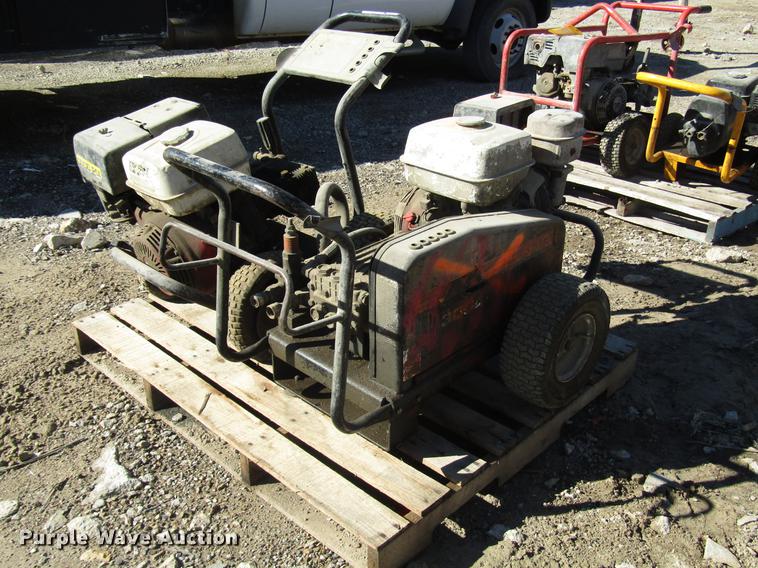 image for item EU9154 (4) pressure washers