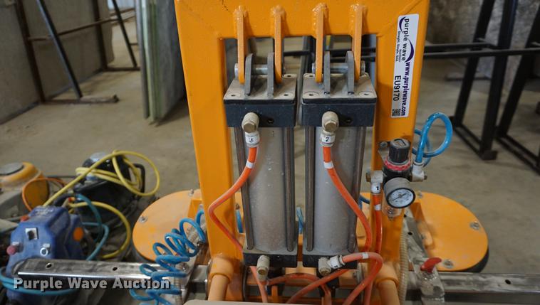 image for item EU9170 Abaco Machines SVL100-B stone vacuum lifter