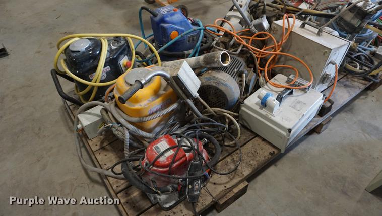 image for item EU9171 Stone working tools