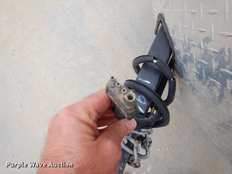 image for item EW9530 2015 Wells Cargo enclosed cargo trailer