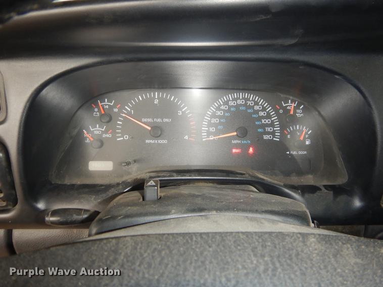 image for item EW9531 2002 Dodge Ram 3500 Laramie SLT flatbed pickup truck