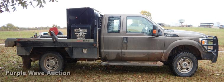 image for item EW9575 2015 Ford F350 Super Duty XL SuperCab bale bed pickup truck