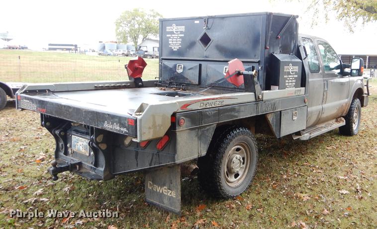 image for item EW9575 2015 Ford F350 Super Duty XL SuperCab bale bed pickup truck