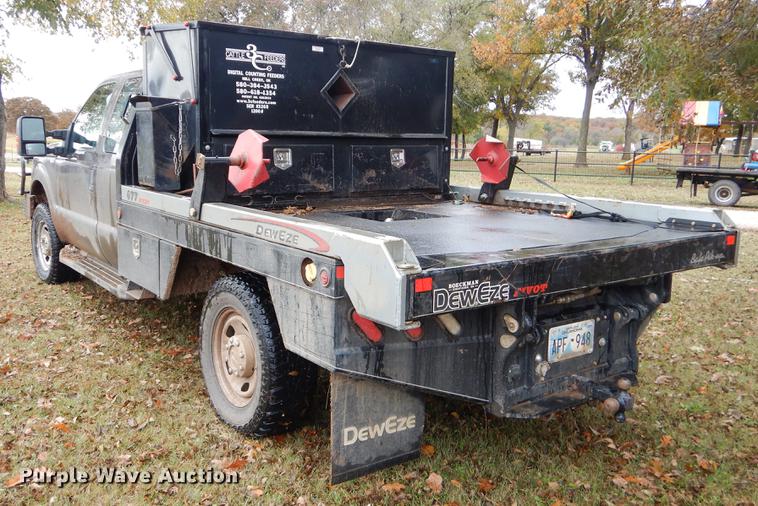 image for item EW9575 2015 Ford F350 Super Duty XL SuperCab bale bed pickup truck