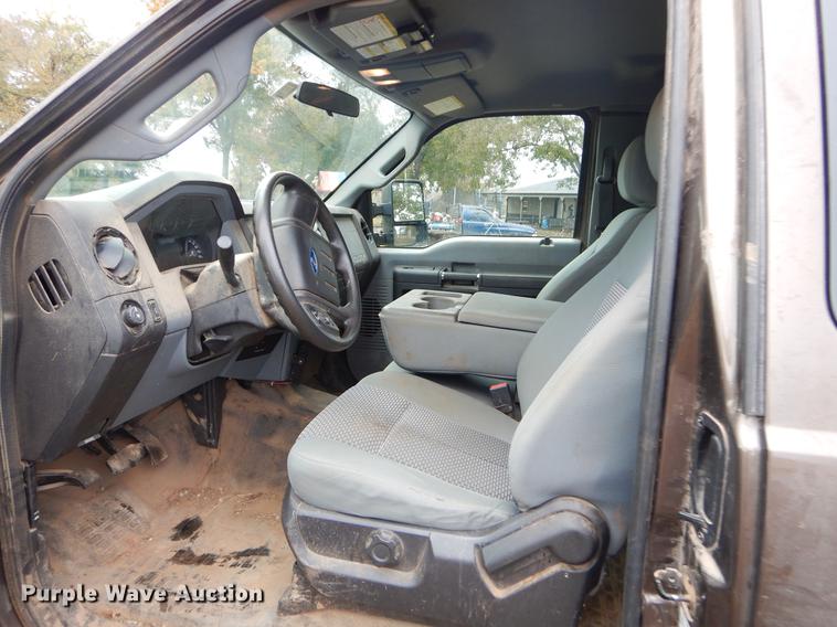 image for item EW9575 2015 Ford F350 Super Duty XL SuperCab bale bed pickup truck