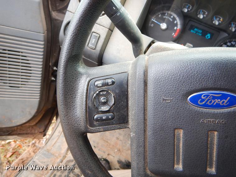 image for item EW9575 2015 Ford F350 Super Duty XL SuperCab bale bed pickup truck