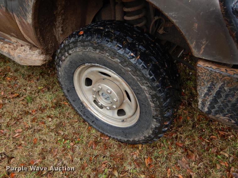 image for item EW9575 2015 Ford F350 Super Duty XL SuperCab bale bed pickup truck