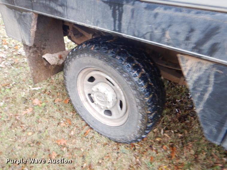 image for item EW9575 2015 Ford F350 Super Duty XL SuperCab bale bed pickup truck